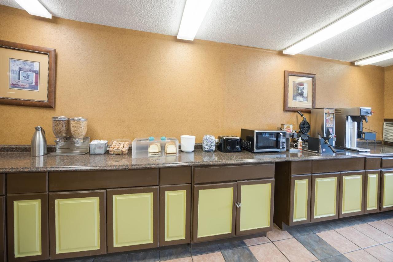 Rodeway Inn Κολοράντο Σπρινγκς Εξωτερικό φωτογραφία