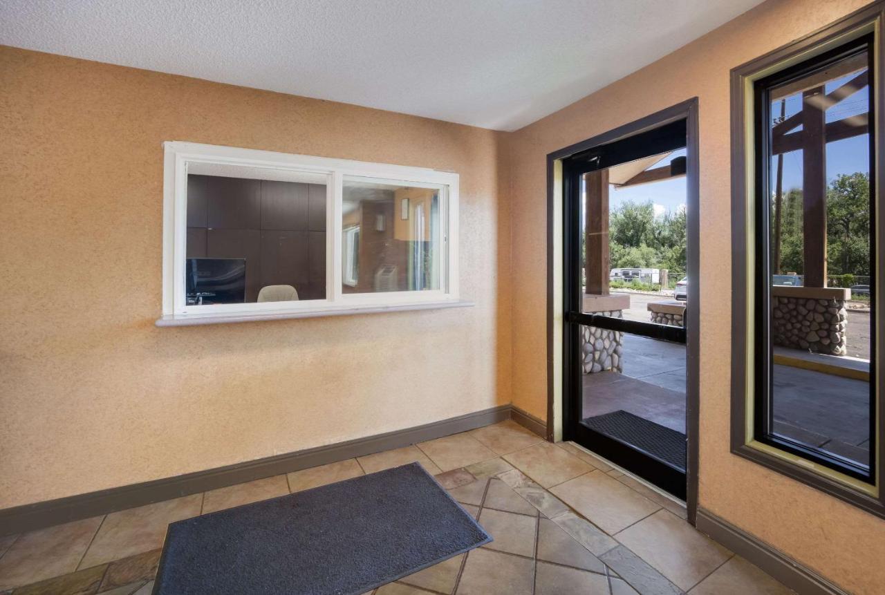 Rodeway Inn Κολοράντο Σπρινγκς Εξωτερικό φωτογραφία