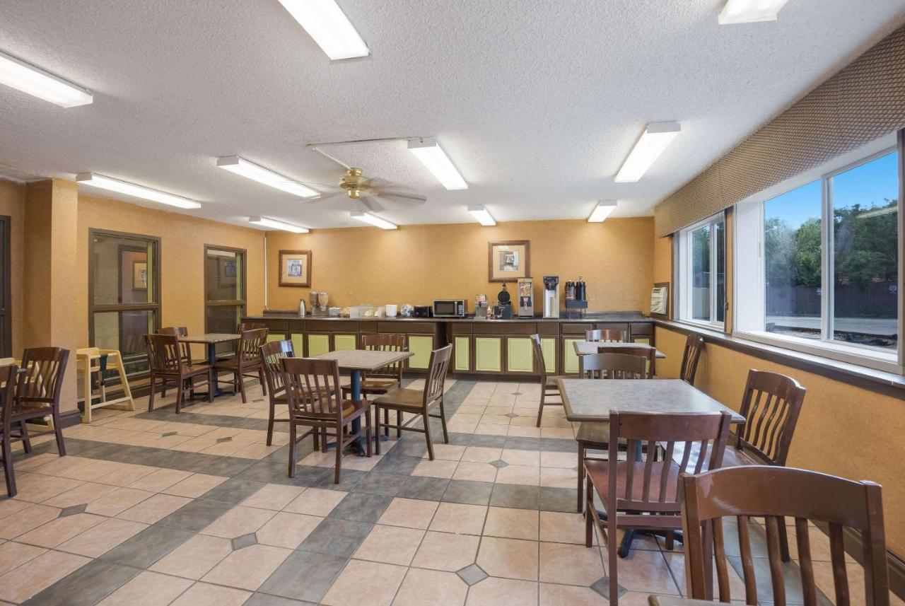 Rodeway Inn Κολοράντο Σπρινγκς Εξωτερικό φωτογραφία